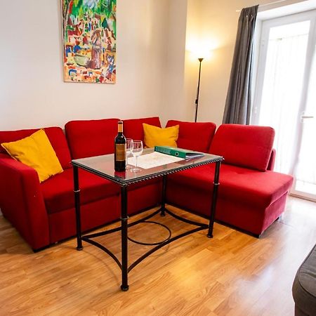 Apartamentos Dona Concha เซบีญา ภายนอก รูปภาพ